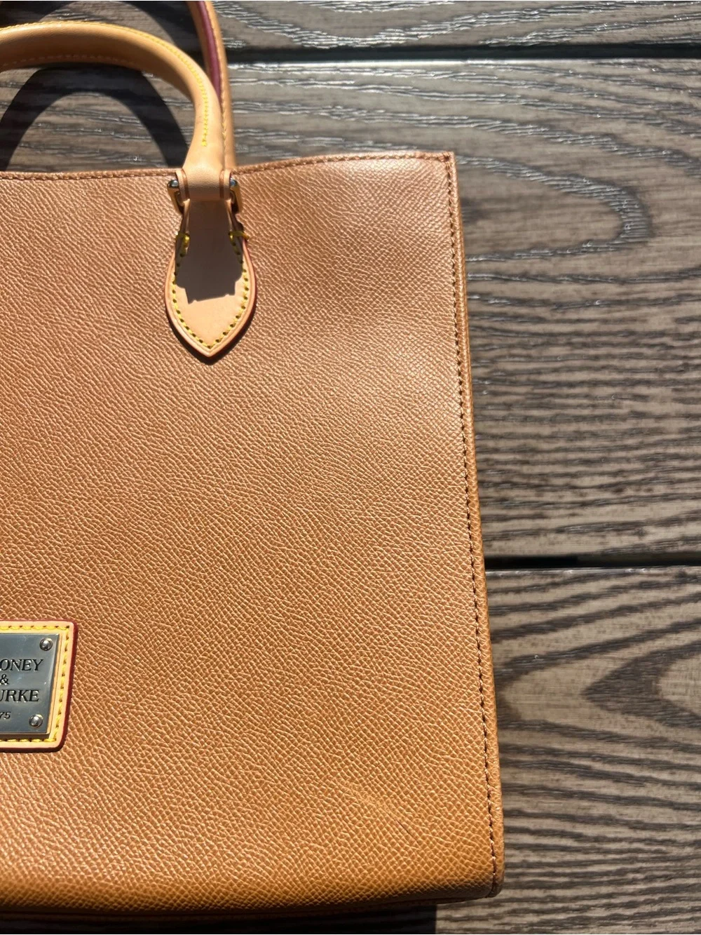 Dooney & Bourke Pebble Grain Large Barlow Satchel Tan Leather HL731 ST EUC